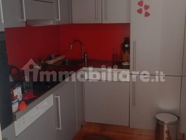 Appartamento in affitto a Ponente, Serra Riccò