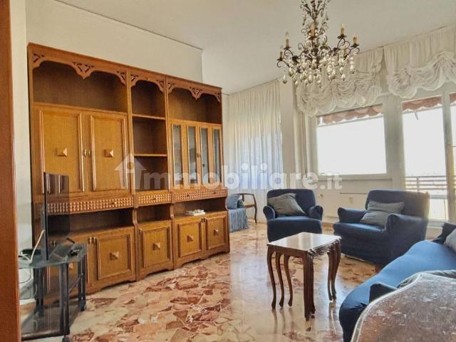 Appartamento in affitto a Chiappeto, Genova