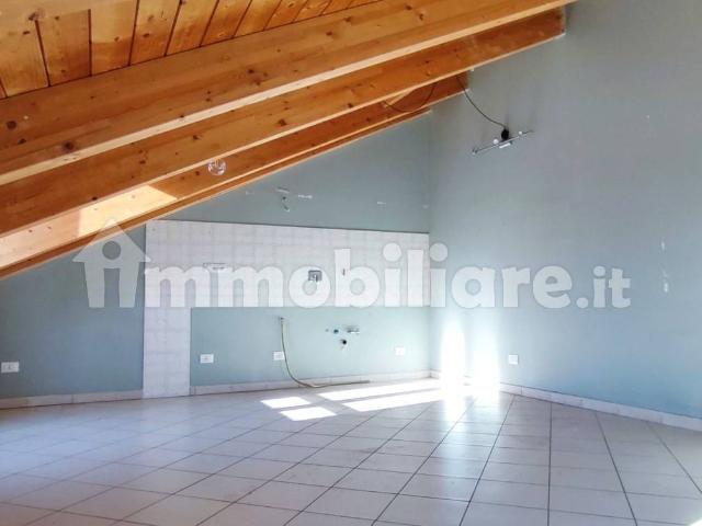 Appartamento in affitto a Piemonte, Vercelli