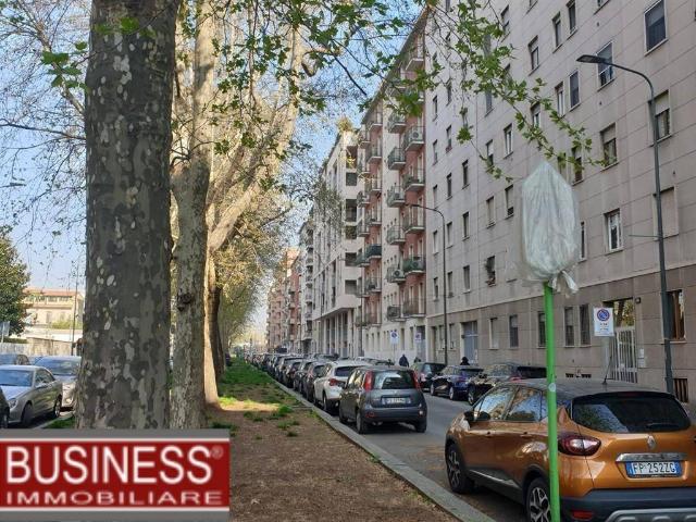 Appartamento in affitto a Municipio 8 di Milano, Milano