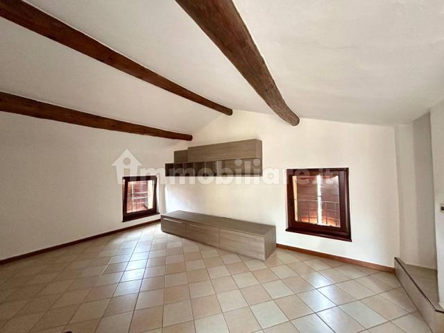 Appartamento in affitto a Nord-Ovest, Brenzone
