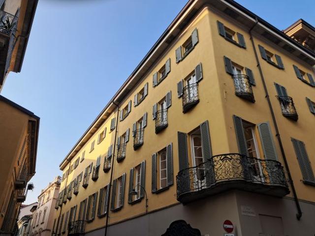 Appartamento in vendita a Como