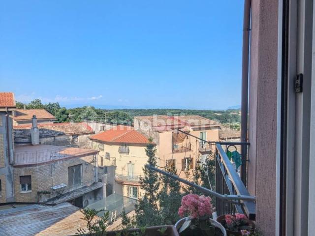 Appartamento in affitto a Roccamonfina, Campania