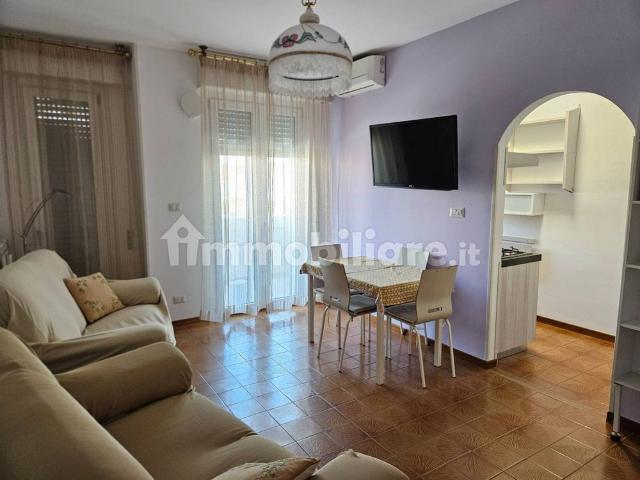 Appartamento in affitto a Mare, Marche