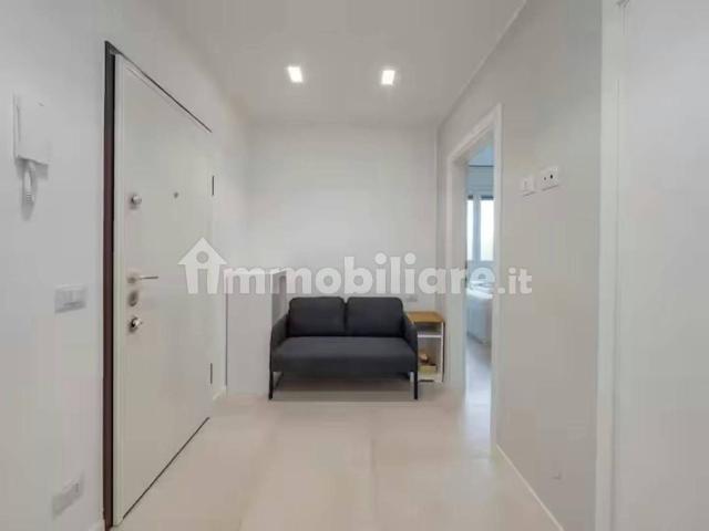 Appartamento in affitto a Municipio 6, Milano