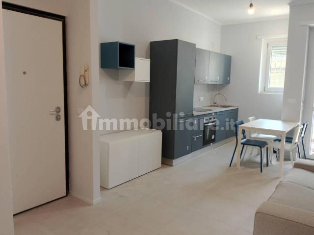 Appartamento in affitto a Sassone, Roma Capitale