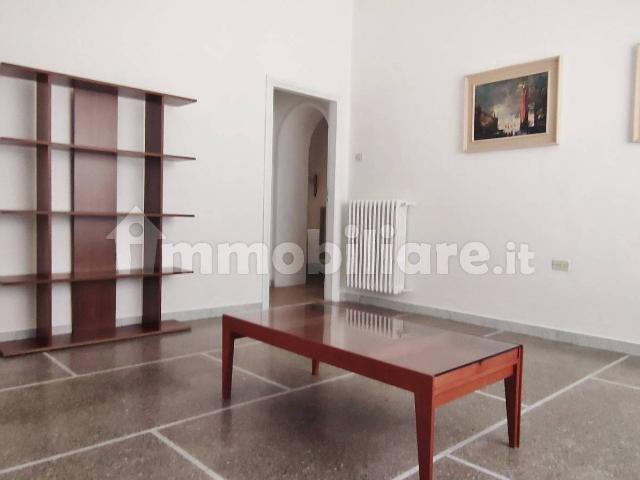 Appartamento in affitto a Puglia, Foggia