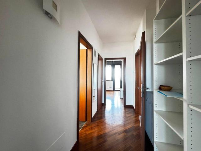 Appartamento in affitto a Puglia, Barletta-andria-trani