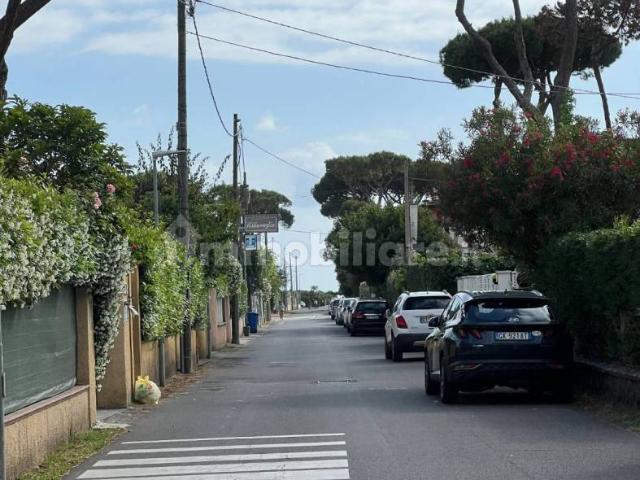 Appartamento in affitto a Vittoria Apuana, Forte Dei Marmi