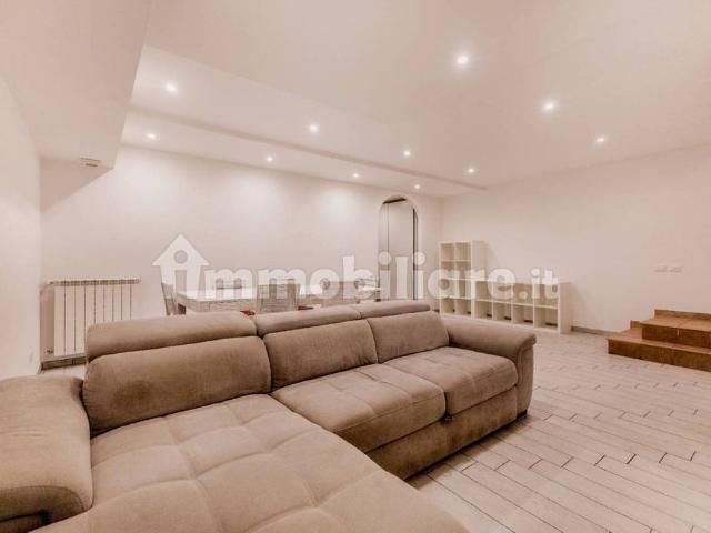 Appartamento in affitto a Castel Fusano, Roma