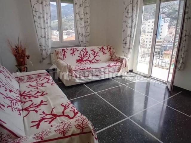Appartamento in affitto a Polanesi, Recco