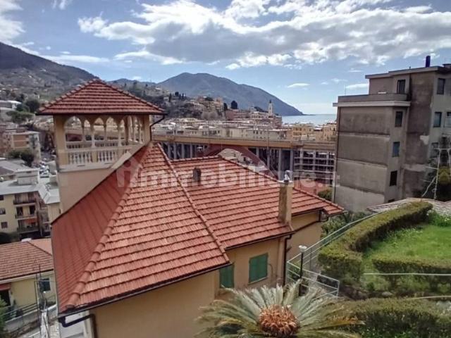 Appartamento in affitto a Polanesi, Recco