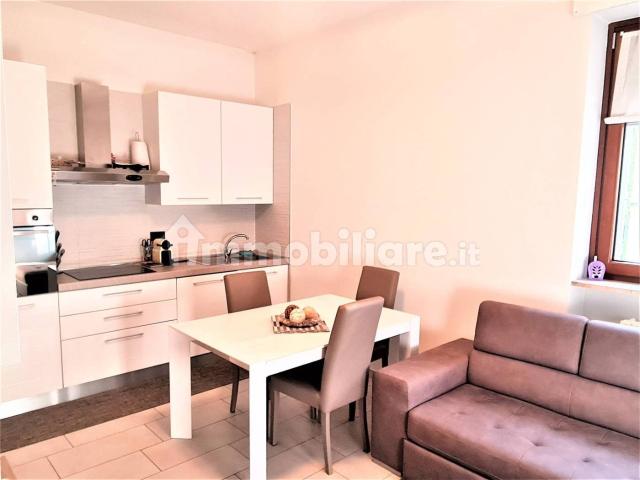 Appartamento in affitto a Municipio 6, Milano