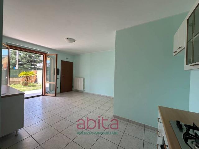 Appartamento in affitto a Ragnola, Marche