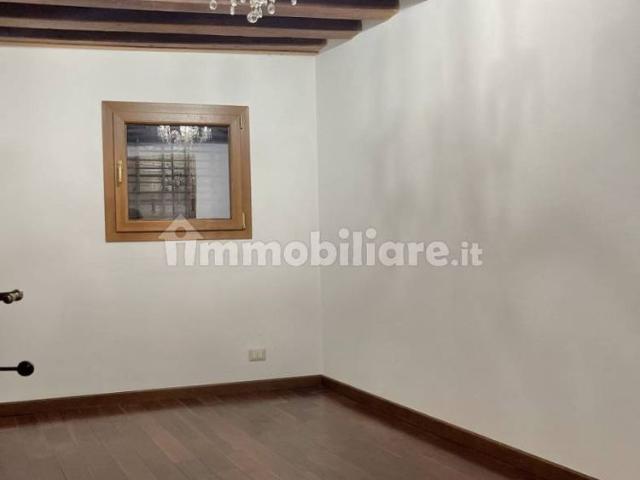Appartamento in affitto a Monselice, Veneto