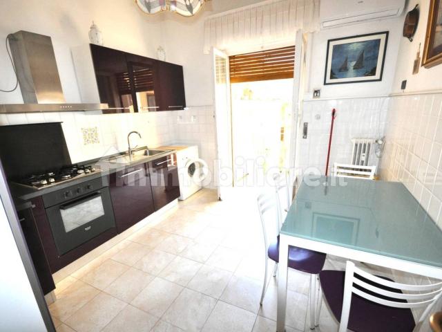 Appartamento in affitto a Valle Mazzone, Roma Capitale