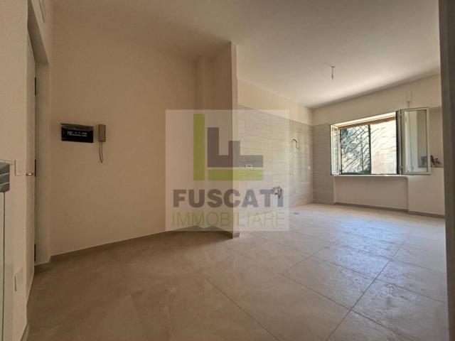 Appartamento in affitto a Valle Mazzone, Roma Capitale