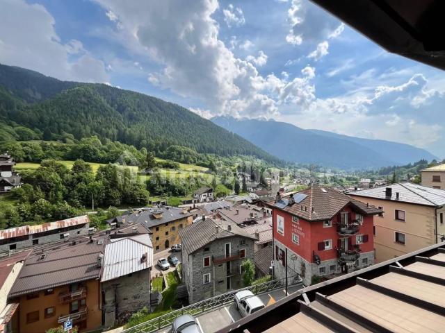 Appartamento in affitto a Comunità montana della valle Camonica, Temù