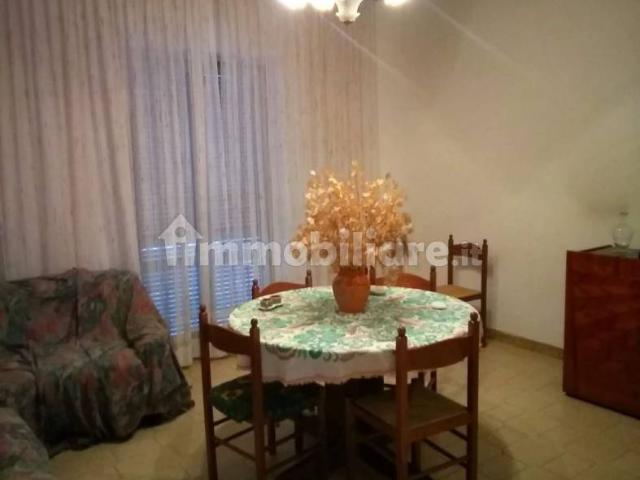Appartamento in affitto a Grottolella, Campania
