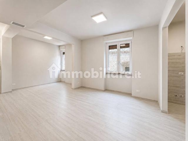 Appartamento in affitto a Palazzo Del Pero, Toscana