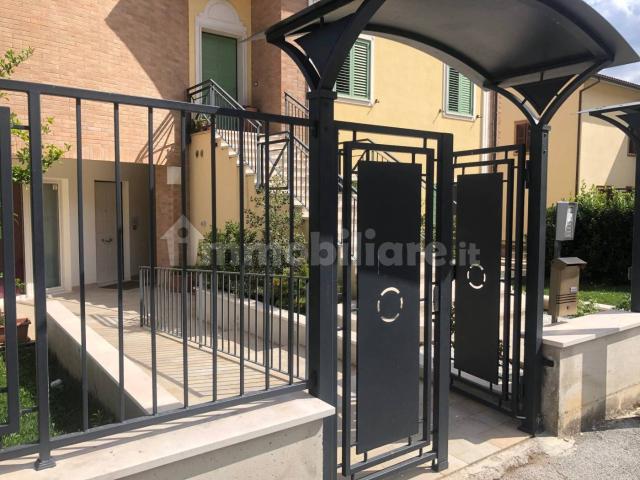 Appartamento in affitto a Marche, Macerata