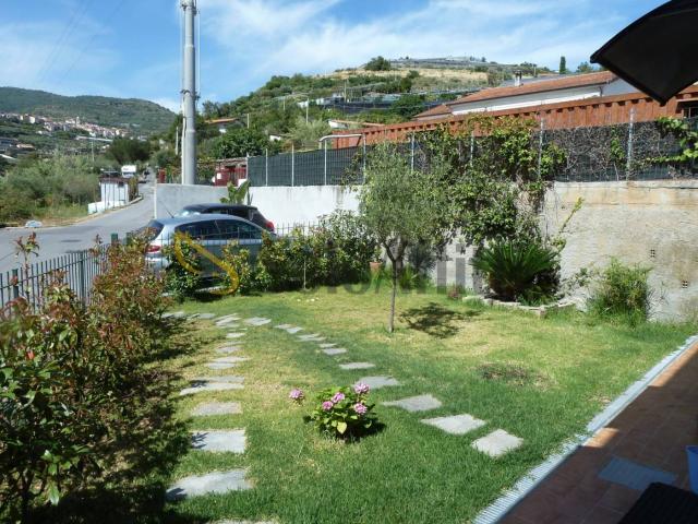 Appartamento in affitto a Santo Stefano Al Mare, Liguria