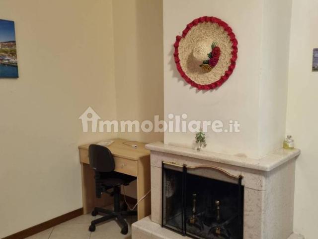 Appartamento in affitto a Marsicovetere, Basilicata