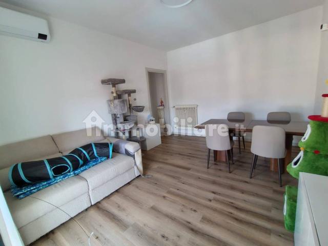 Appartamento in affitto a Villongo, Lombardia