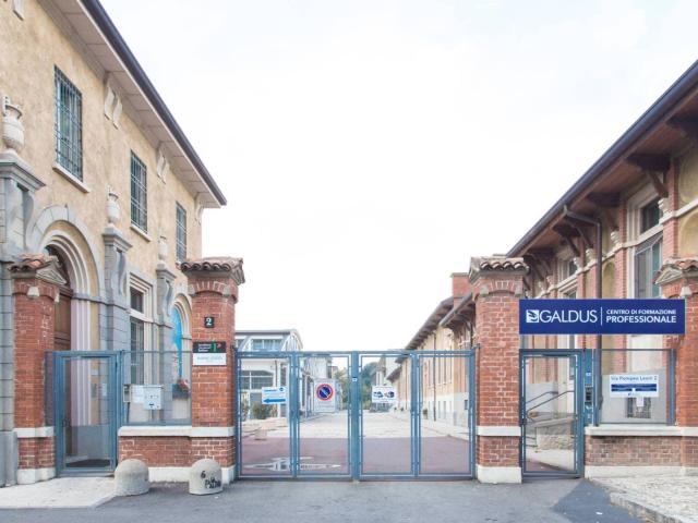Appartamento in affitto a Municipio 5, Milano