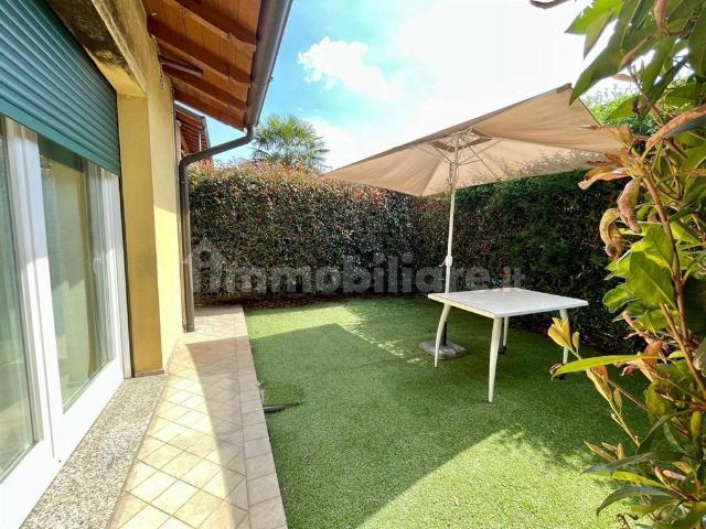 Appartamento in affitto a Mornago, Lombardia
