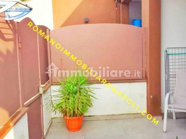 Appartamento in affitto a Astroni, Campania