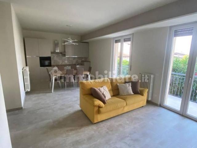 Appartamento in affitto a Rivoltella del Garda, Desenzano Del Garda