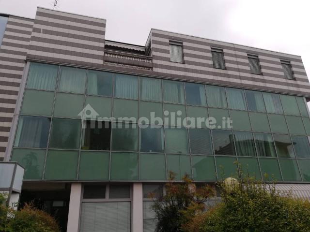 Appartamento in affitto a Ispra, Lombardia