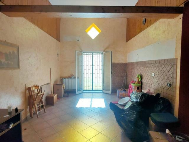 Appartamento in affitto a Molara, Palermo