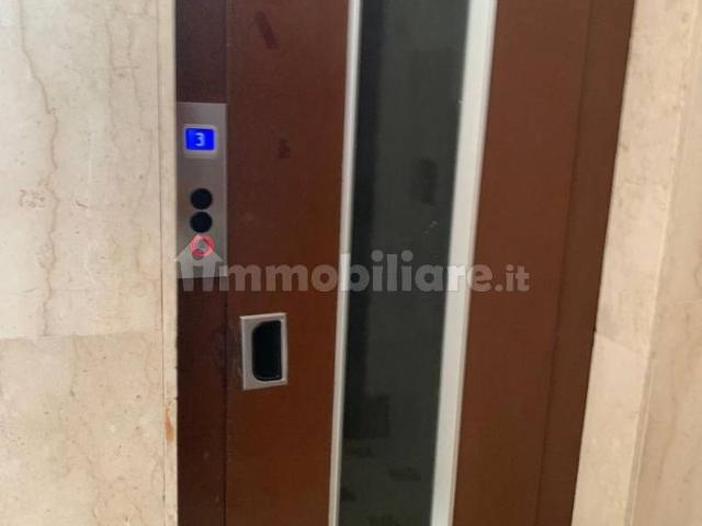 Appartamento in affitto a Centro Est, Serra Riccò