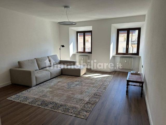 Appartamento in affitto a Territorio Val d'Adige, Trento