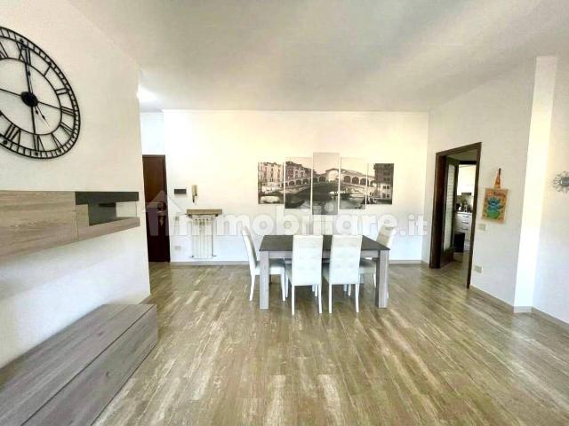 Appartamento in affitto a Cascine Maggio, Castronno