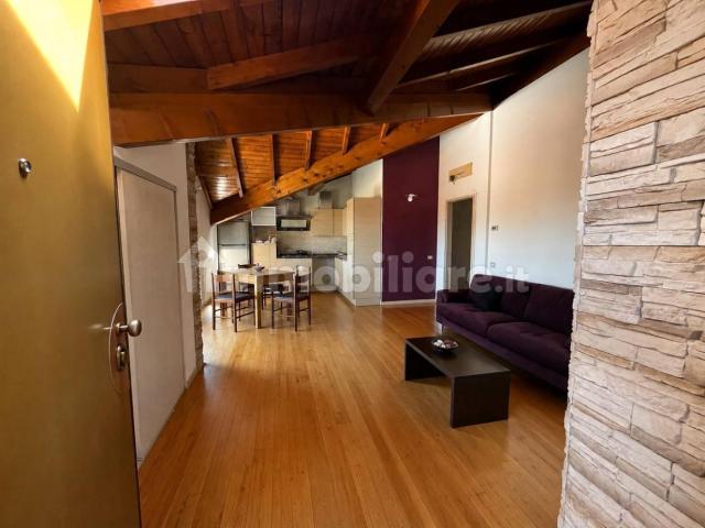 Appartamento in affitto a Arsago Seprio, Varese