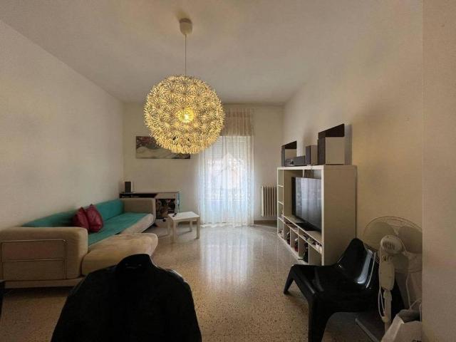 Appartamento in affitto a Centro, Puglia