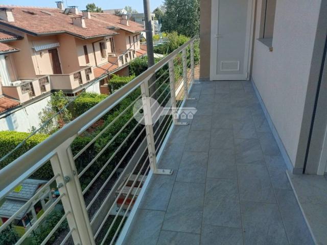 Appartamento in affitto a Treponti, Rezzato