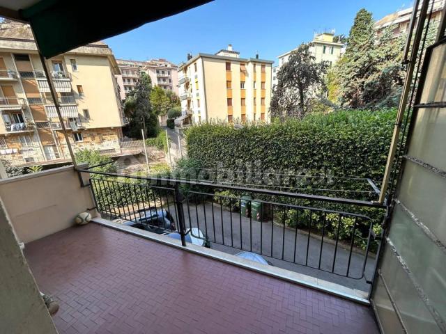Appartamento in affitto a Levante, Serra Riccò