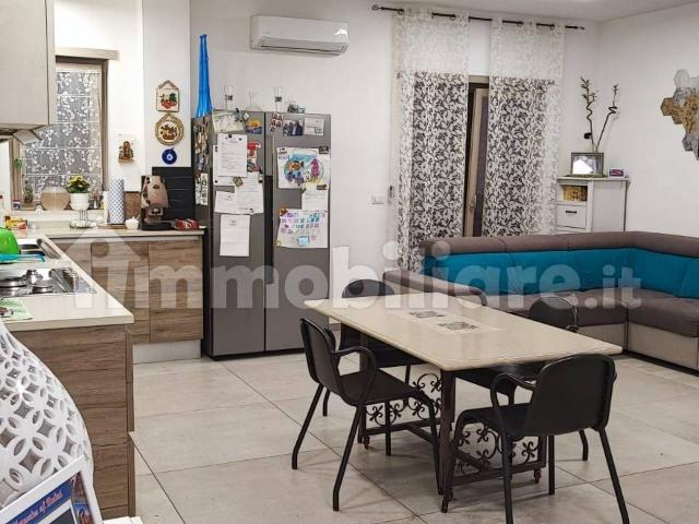 Appartamento in affitto a Rione Bognar, Pozzuoli