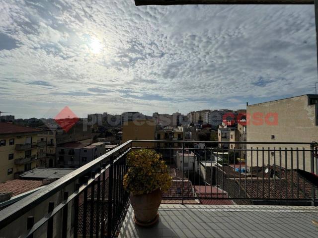 Appartamento in affitto a Aci Sant'antonio, Sicilia