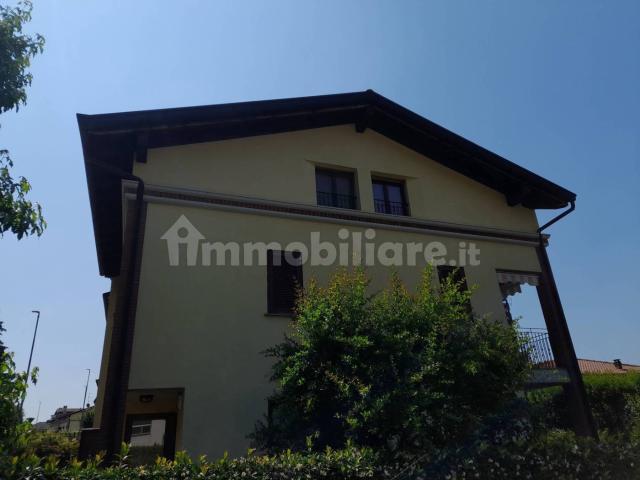 Appartamento in affitto a Civiglio, Como