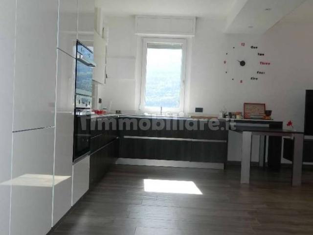 Appartamento in affitto a Sondrio, Lombardia