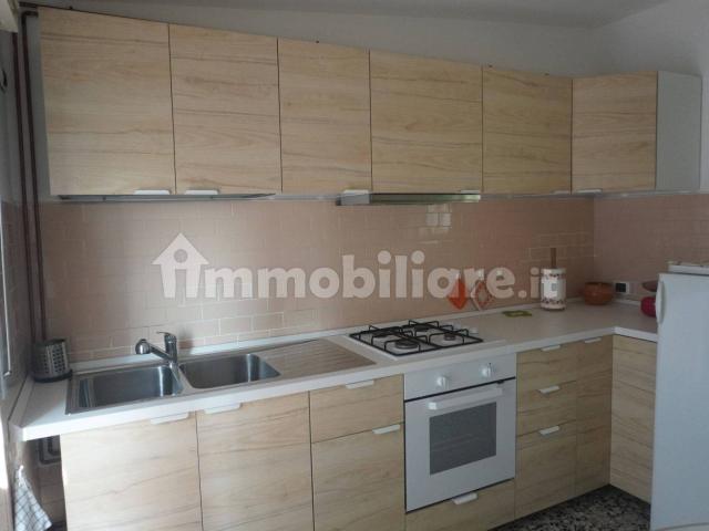 Appartamento in affitto a Chiesuola, Renate