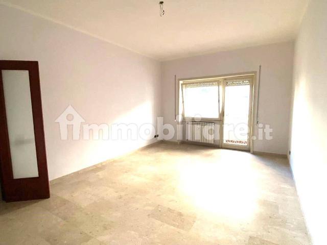 Appartamento in affitto a Municipio Roma VIII, Roma Capitale