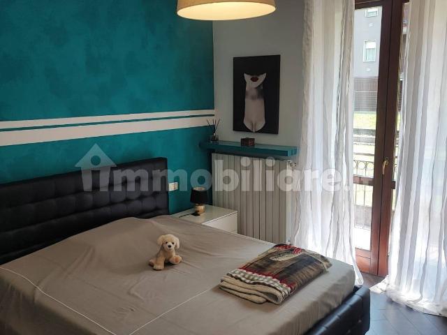 Appartamento in affitto a Cene, Lombardia