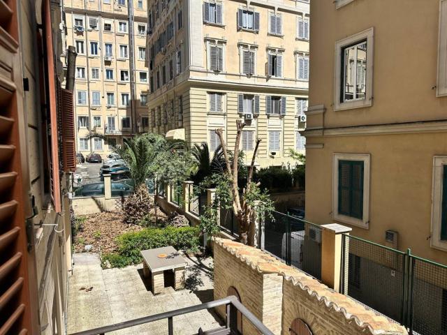 Appartamento in affitto a Municipio Roma II, Roma Capitale