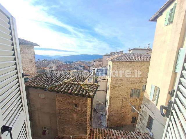 Appartamento in affitto a Sant'Erminio, Cenerente